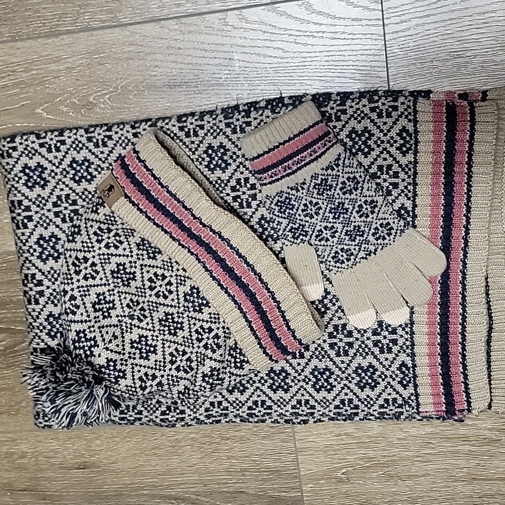 Women's Patterned Hat Set - Tan, Navy, and Pink